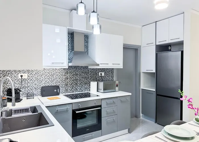 Seasons Luxury * Chania (Crete)